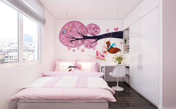 Không gian dễ thương của cô con gái út tràn ngập màu hồng với giấy dán tường và vách vẽ hình đáng yêu.